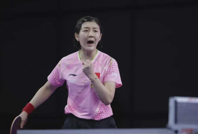 神锋！小蜜蜂前锋蒂亚戈再演梅开二度，联赛13场进11球